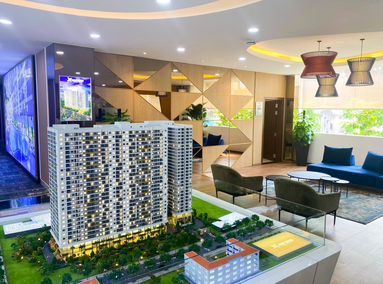 Legacy Central anh 1