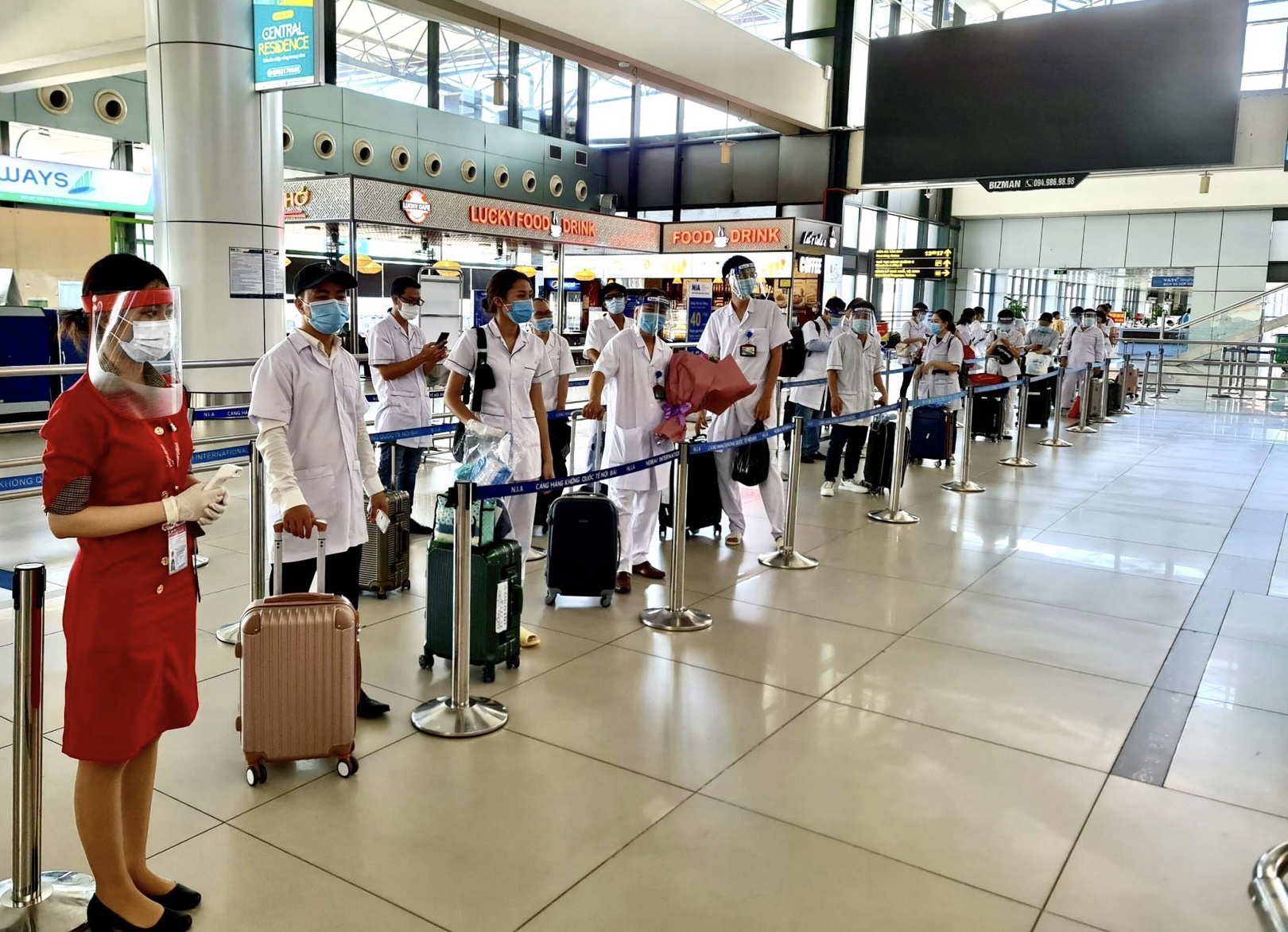 Vietjet,  phong chong dich anh 4