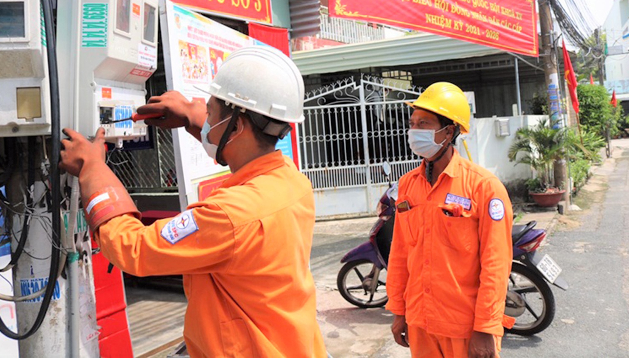 Tong cong ty Dien luc mien Nam anh 3