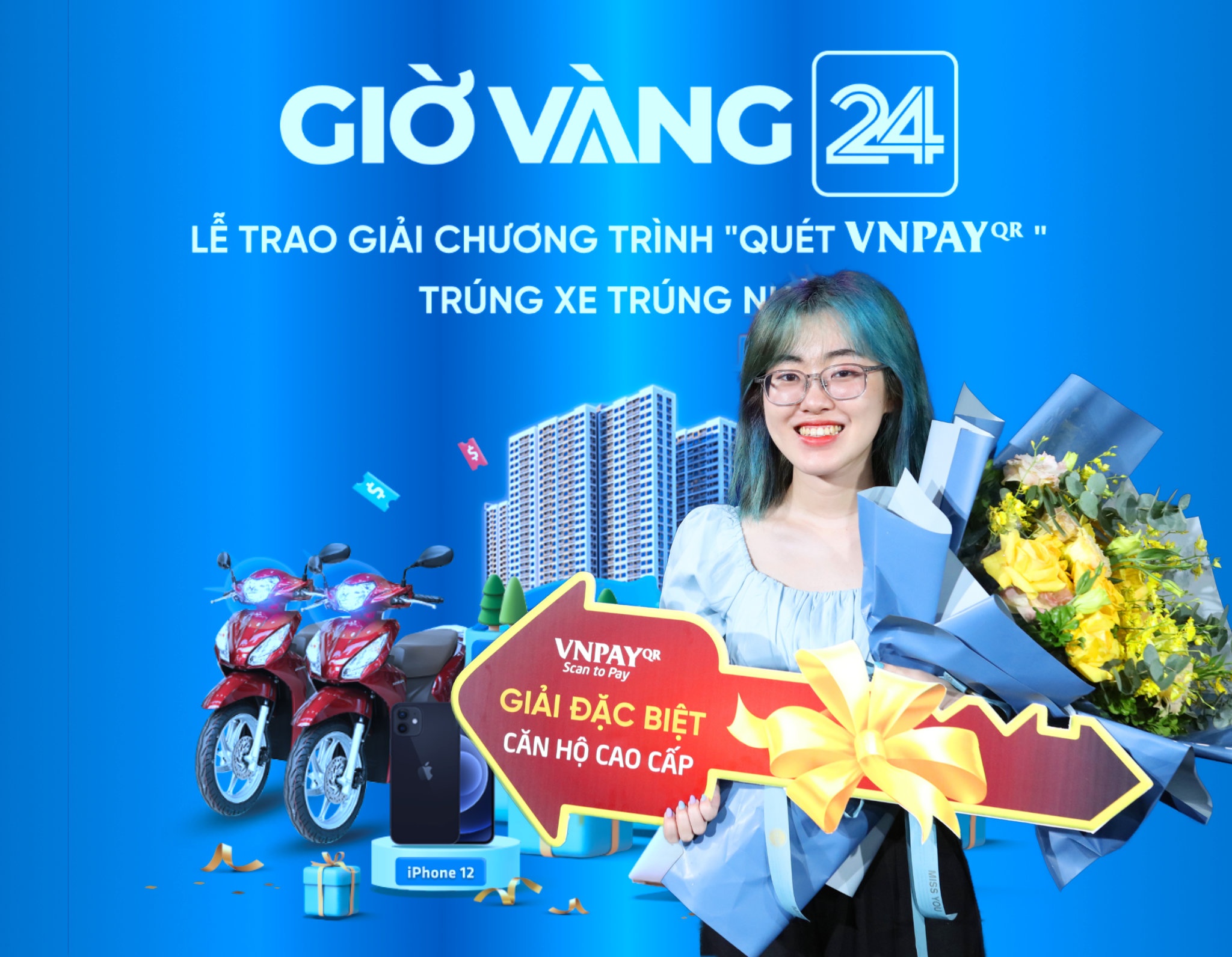 Co gai trung can ho cao cap nho thanh toan khong tien mat hinh anh