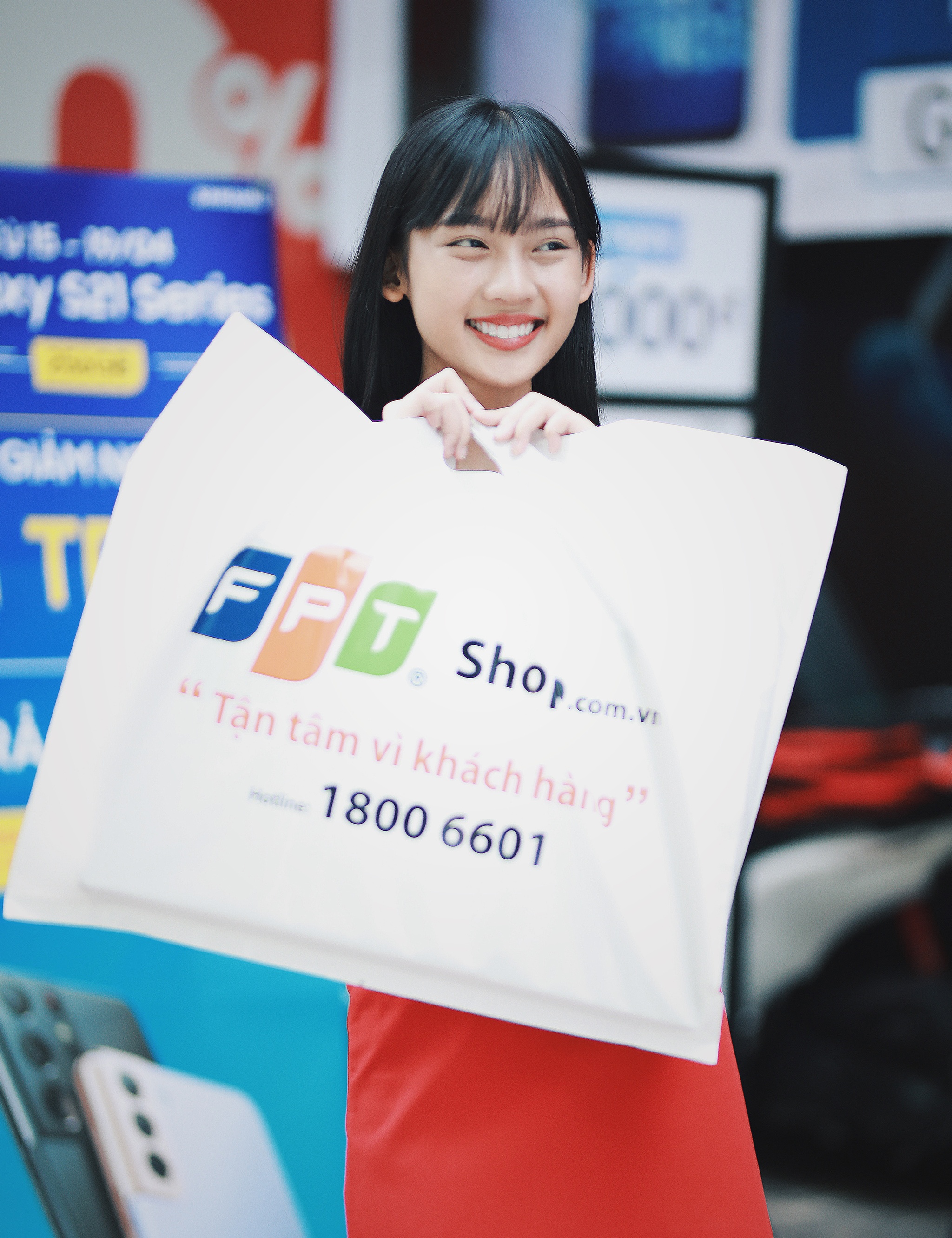 FPT Shop khuyen mai anh 2