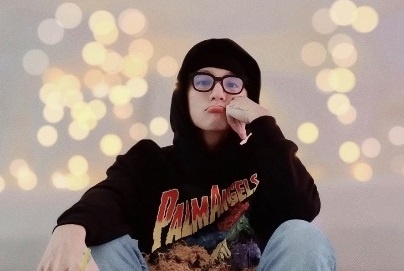 Son Tung M-TP bi paparazzi chup len tai nha? hinh anh