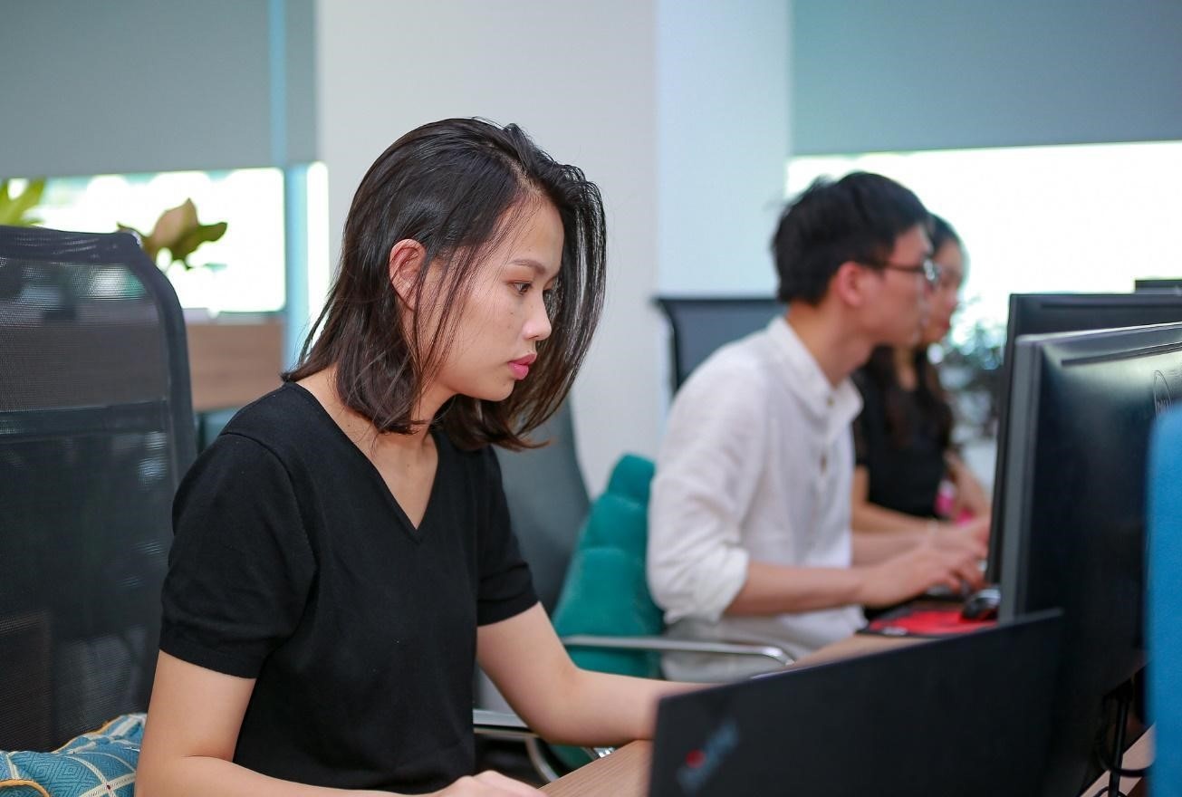 Cong ty phan mem My mo loi cho nu lap trinh hinh anh