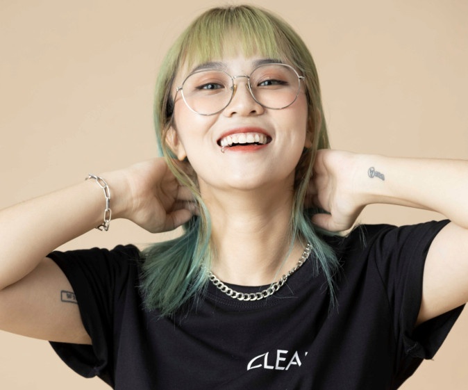 Gan 7.000 ban tre Viet phu den mang xa hoi trong thu thach mua he hinh anh