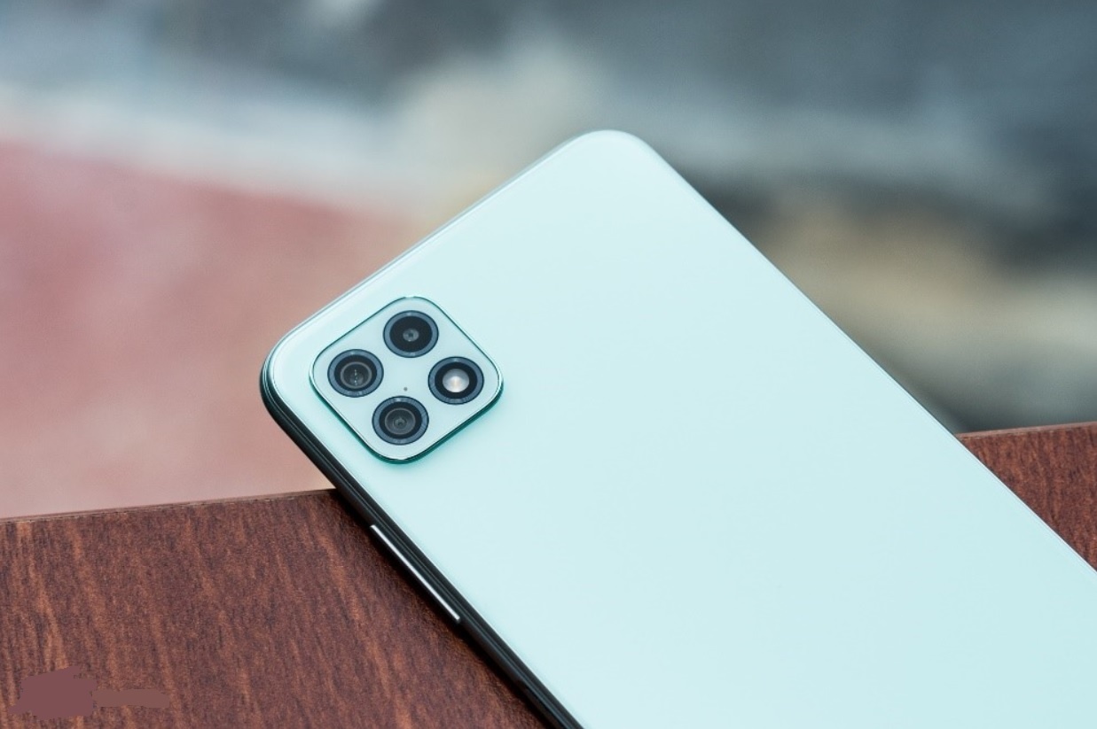 FPT Shop ban doc quyen Galaxy A22 5G voi gia tot hinh anh