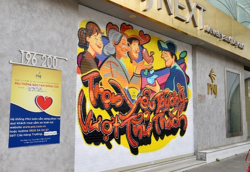 Hinh anh dep giua luc TP.HCM gap kho hinh anh