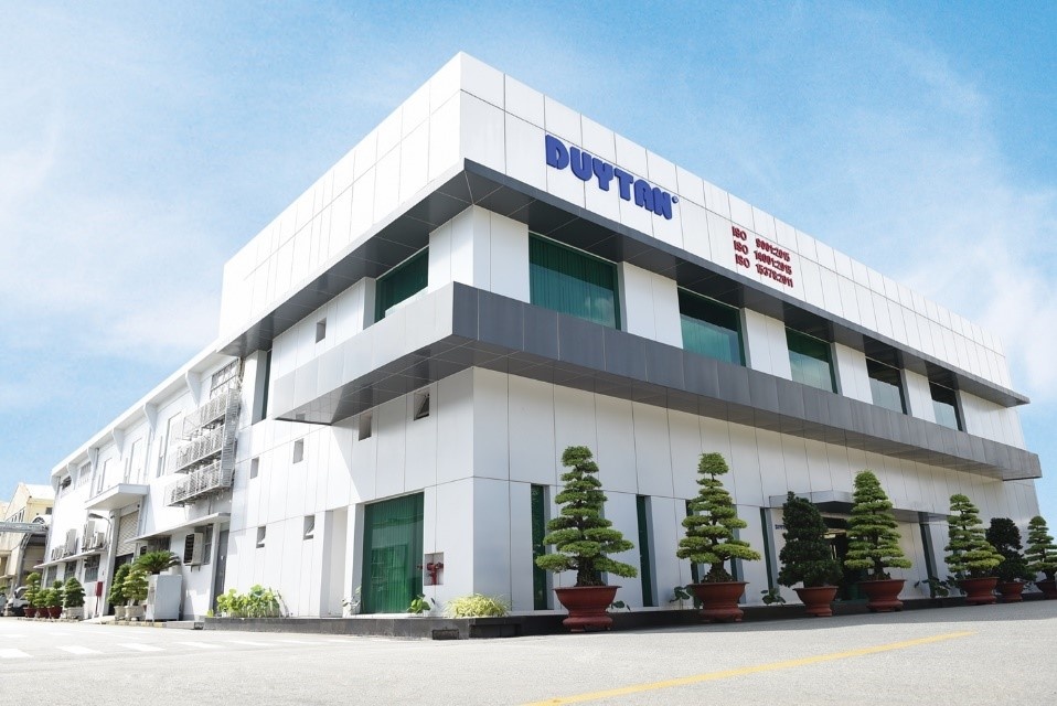 Cong ty nhua Duy Tan anh 1