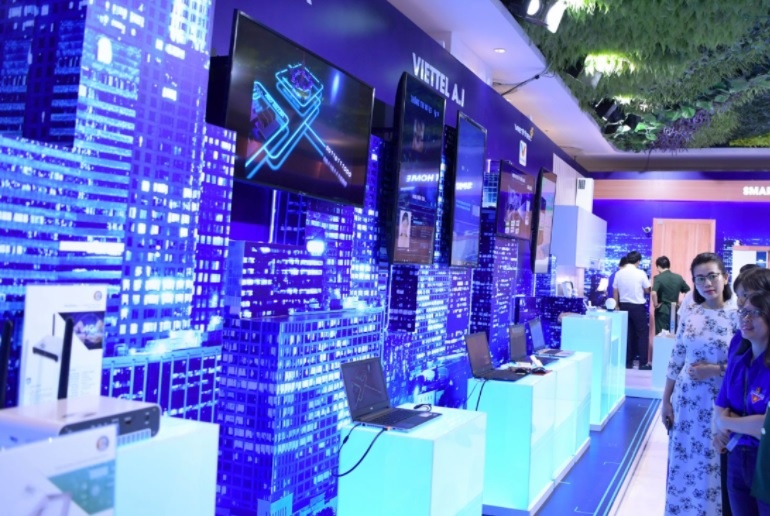 Hai hoi thao truc tuyen tim loi di cho startup thoi Covid-19 hinh anh