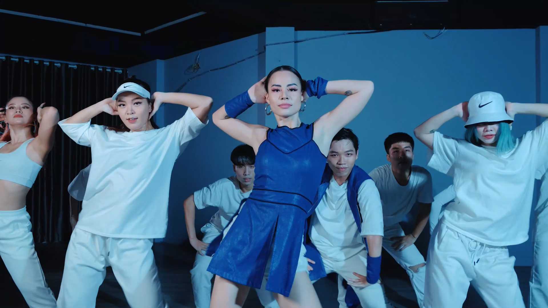 Lo dien quan quan cuoc thi vu dao SmartBanking Challenge cua BIDV hinh anh