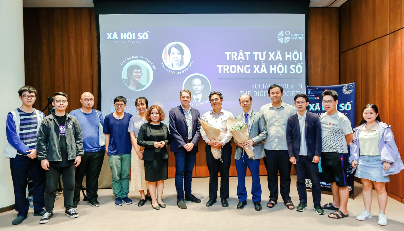 Dai hoc Gia Dinh tuyen sinh anh 1