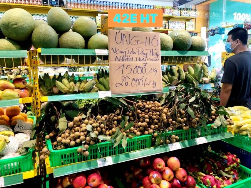 Bach Hoa Xanh,  ho tro nong dan anh 2