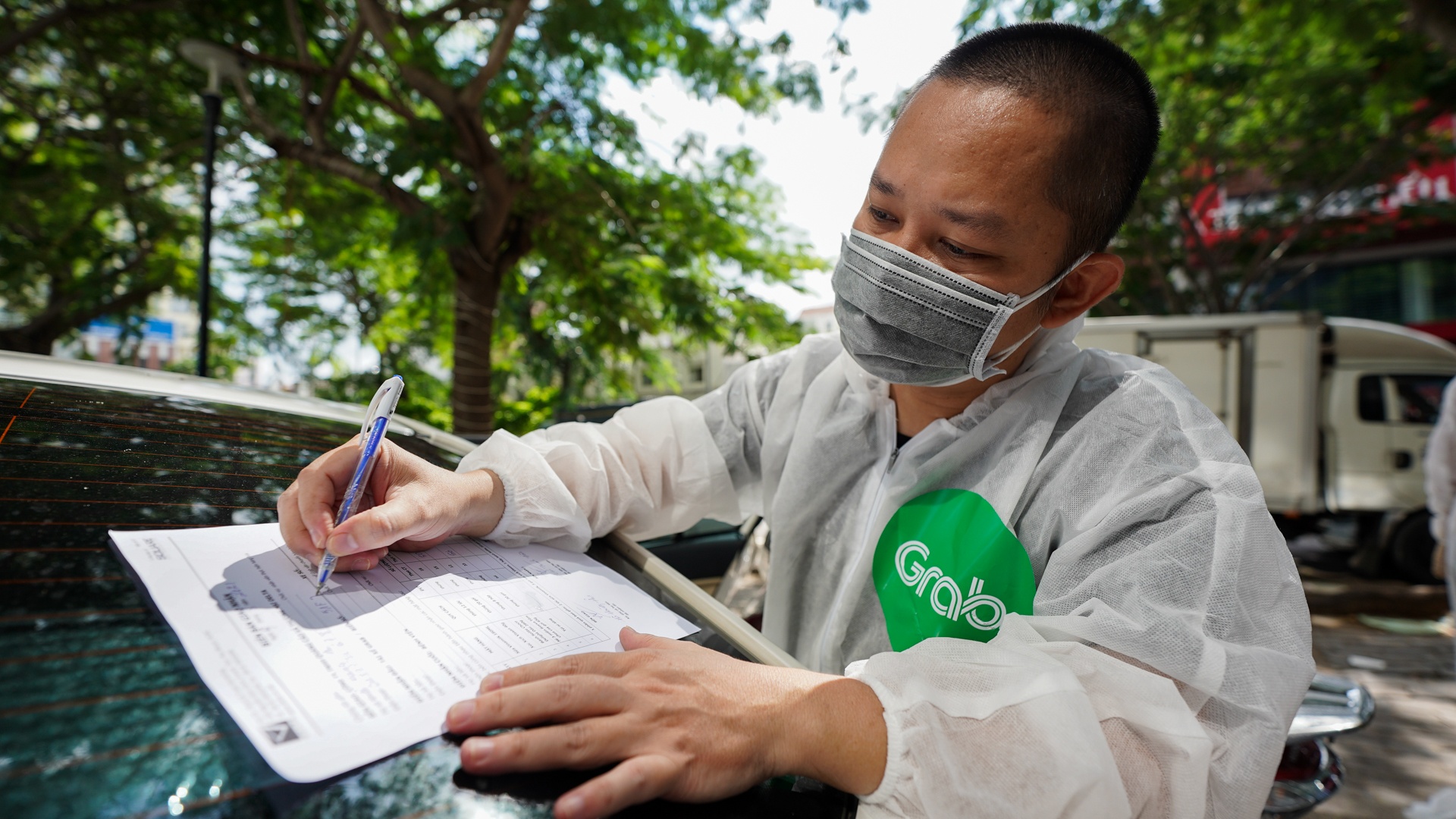 Grab,  Sai Gon oi dung bo bua anh 4