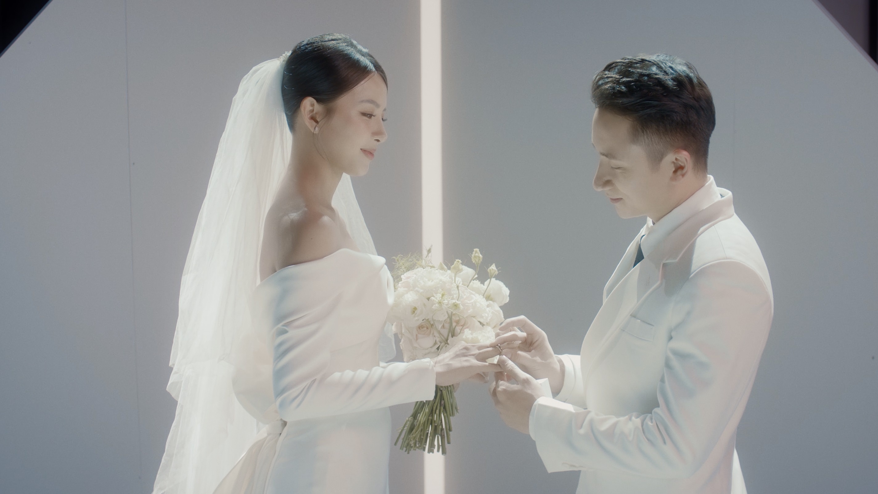 Phan Manh Quynh ket hon anh 4