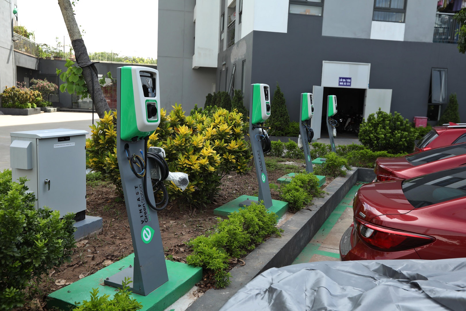 VinFast lap dat tram sac xe dien anh 5