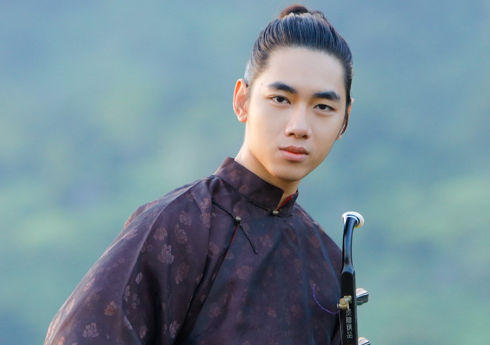 10 ca khuc am huong dan gian noi bat gan day tren Zing MP3 hinh anh