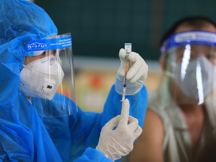 Nguoi dan Da Nang, Tay Ninh tra cuu thong tin tiem chung tren Zalo hinh anh