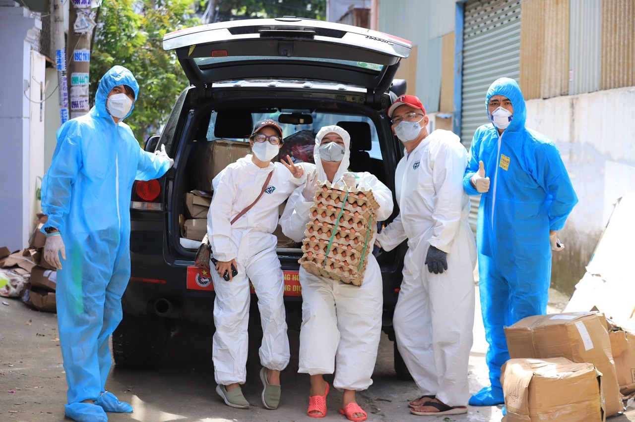 ho tro chong dich,  thien nguyen anh 1