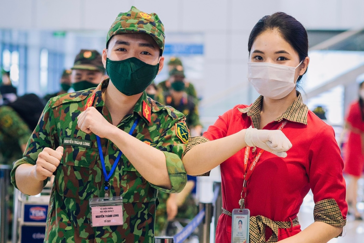 Them hang nghin quan nhan vao TP.HCM ho tro chong dich hinh anh