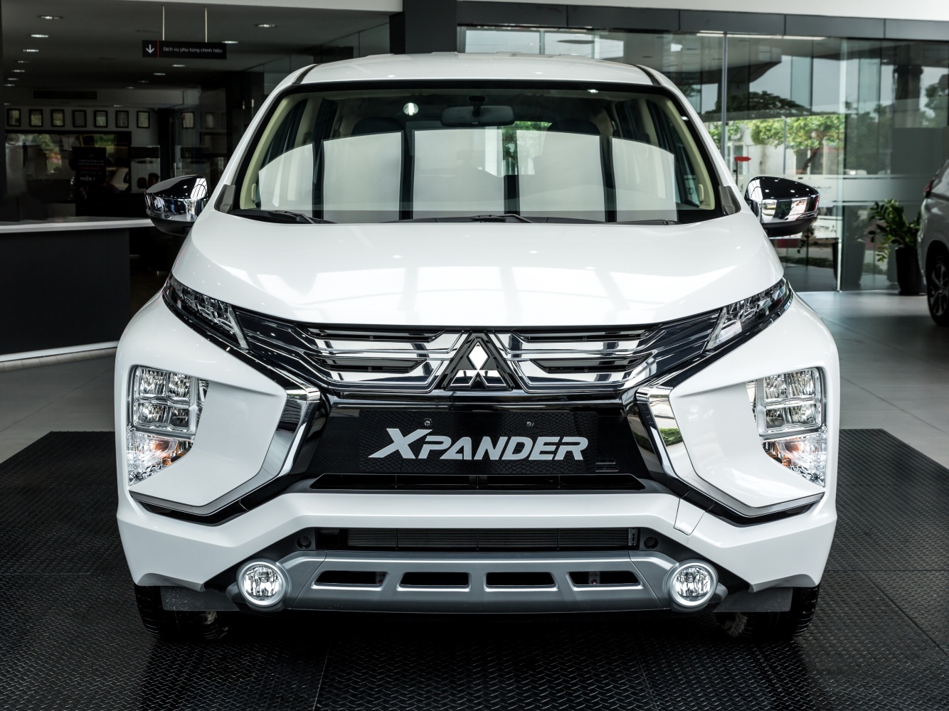 Mitsubishi gioi thieu dich vu ho tro tai chinh oto MMV Auto Finance hinh anh