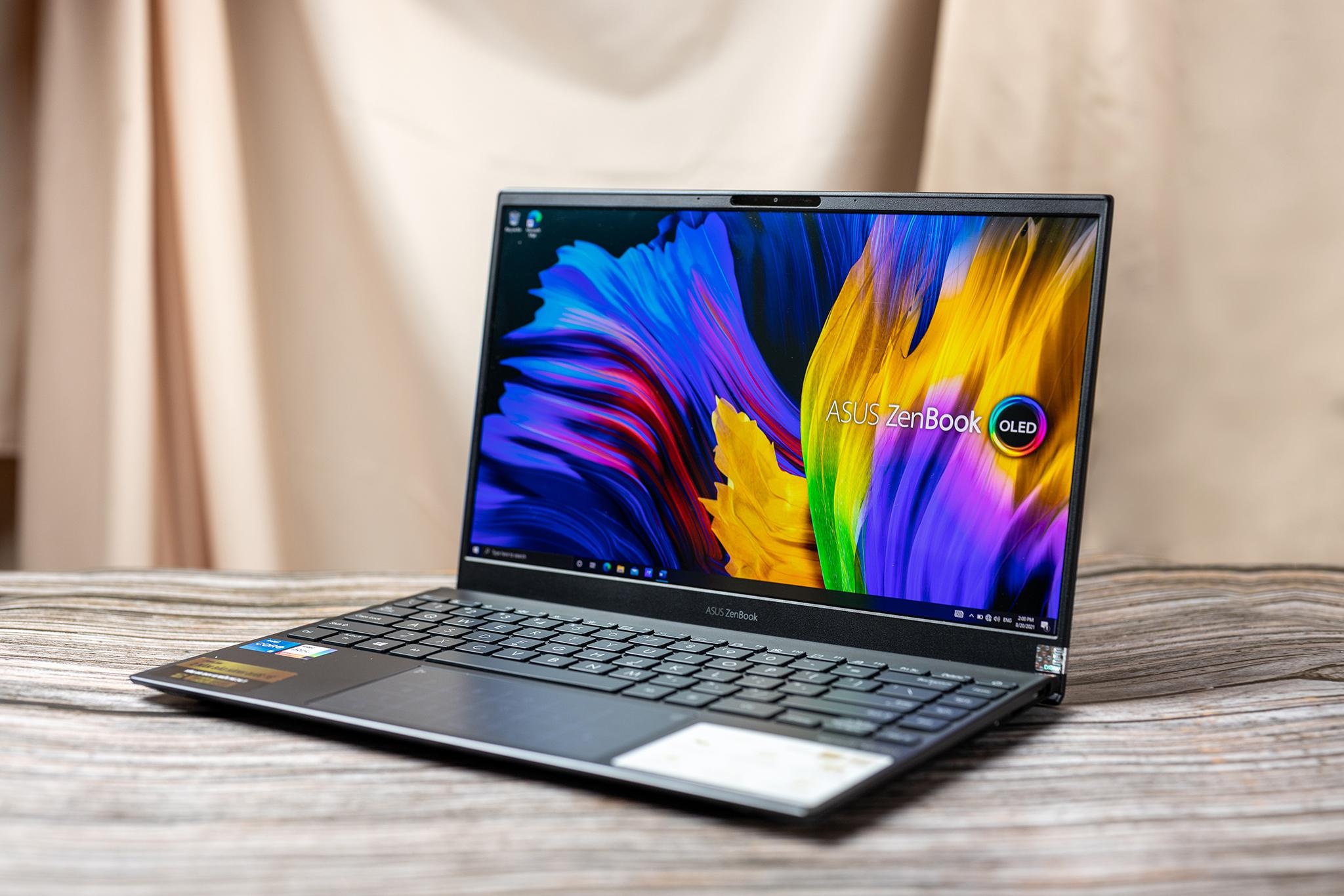 ZenBook UX325 danh dau chien luoc trang bi man hinh OLED cua Asus hinh anh