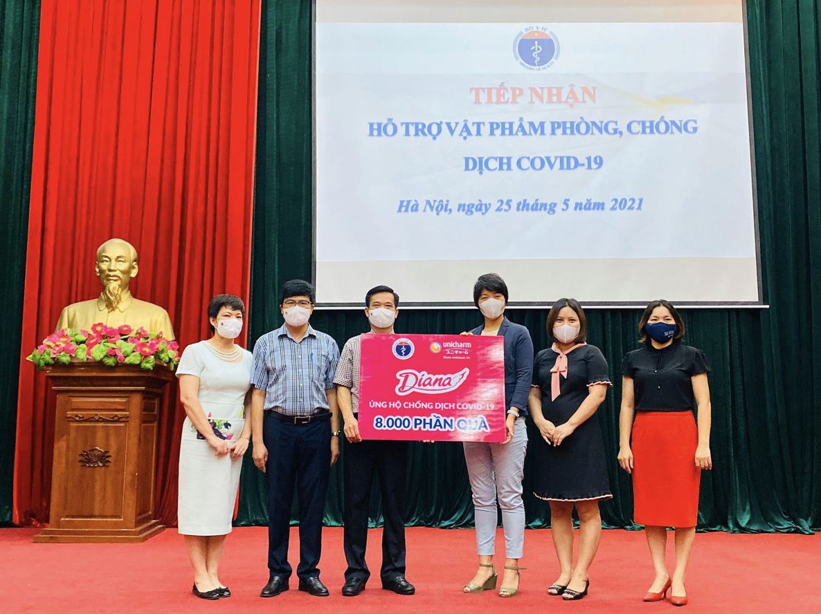 Diana Unicharm,  Bobby  ảnh 4 Diana Unicharm,  Bobby anh 4