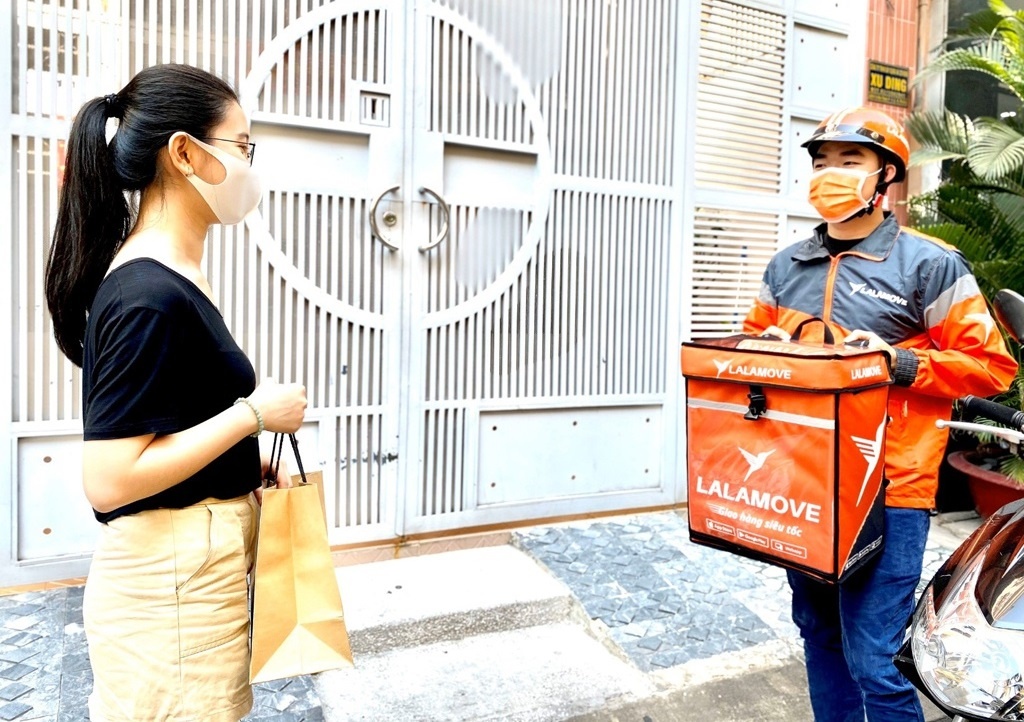 Lalamove mien chiet khau thang 9 cho doi tac tai xe TP.HCM hinh anh