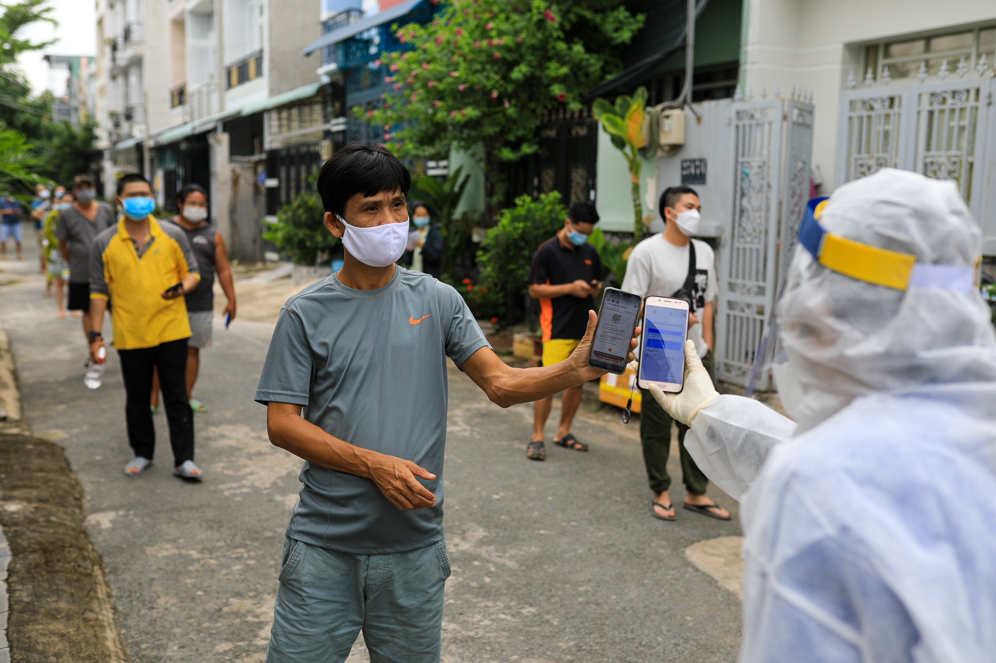 BDS Phu Long,  ung dung cong nghe trong tam soat Covid-19 anh 5