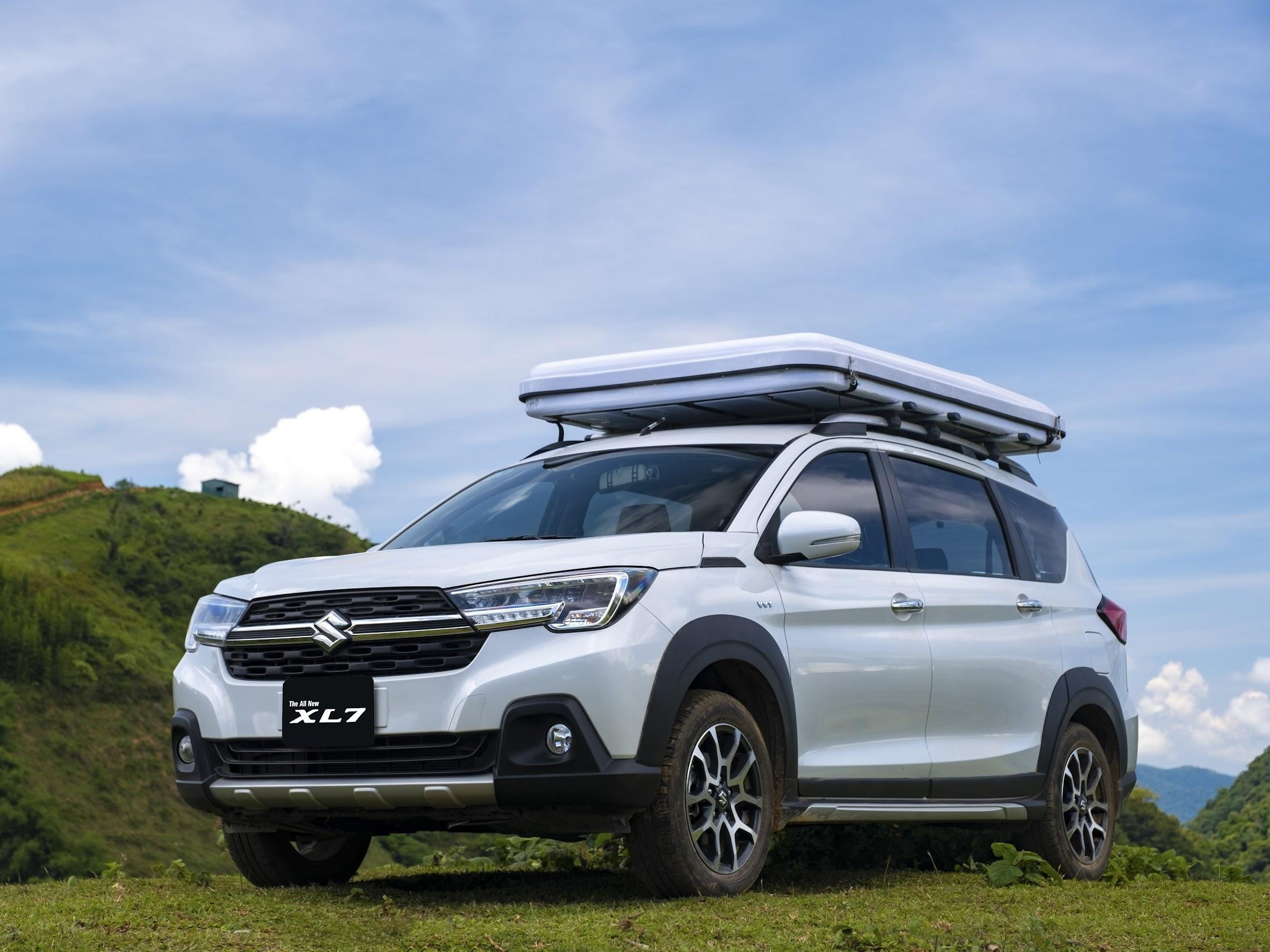 Suzuki tung uu dai thang 9 cung goi phu kien cho XL7, Ertiga Sport hinh anh