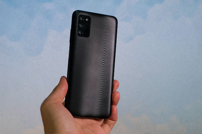 Nhung yeu to giup Galaxy A03s chinh phuc nguoi dung hinh anh