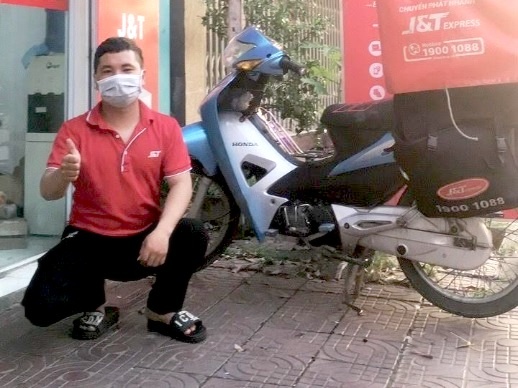 van chuyen hang hoa,  shipper anh 1