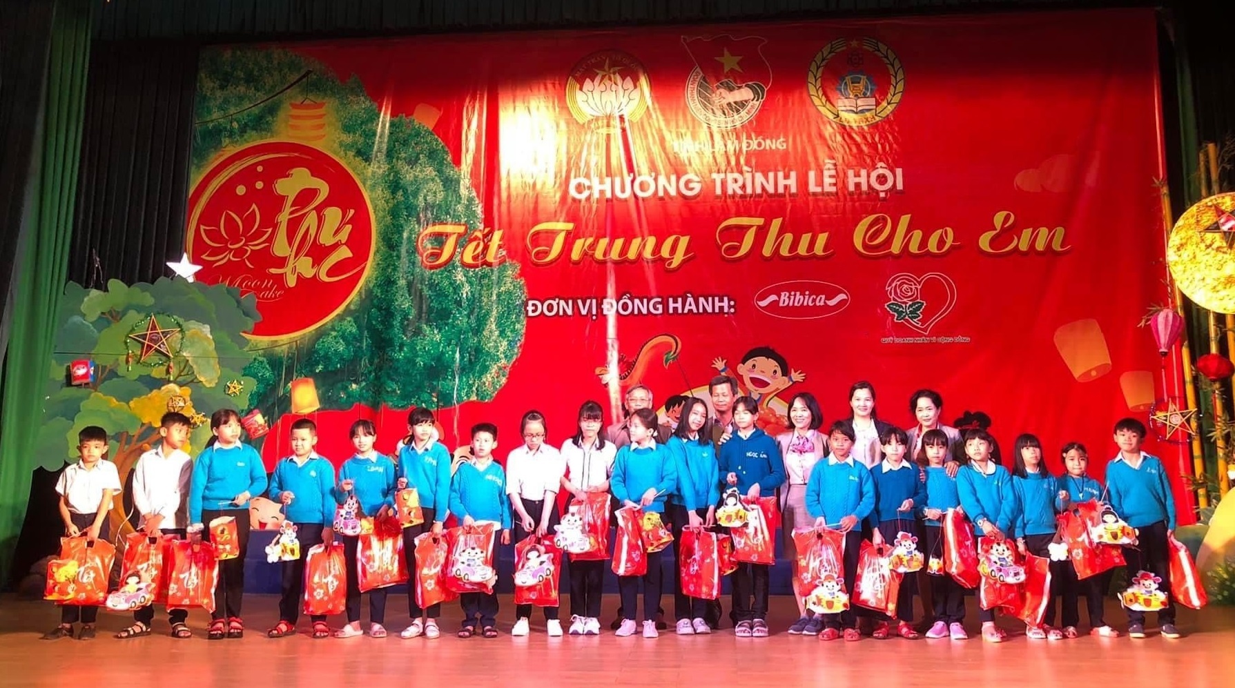 Tết thiếu nhi,  Tết đoàn viên ảnh 1 Tet thieu nhi,  Tet doan vien anh 1