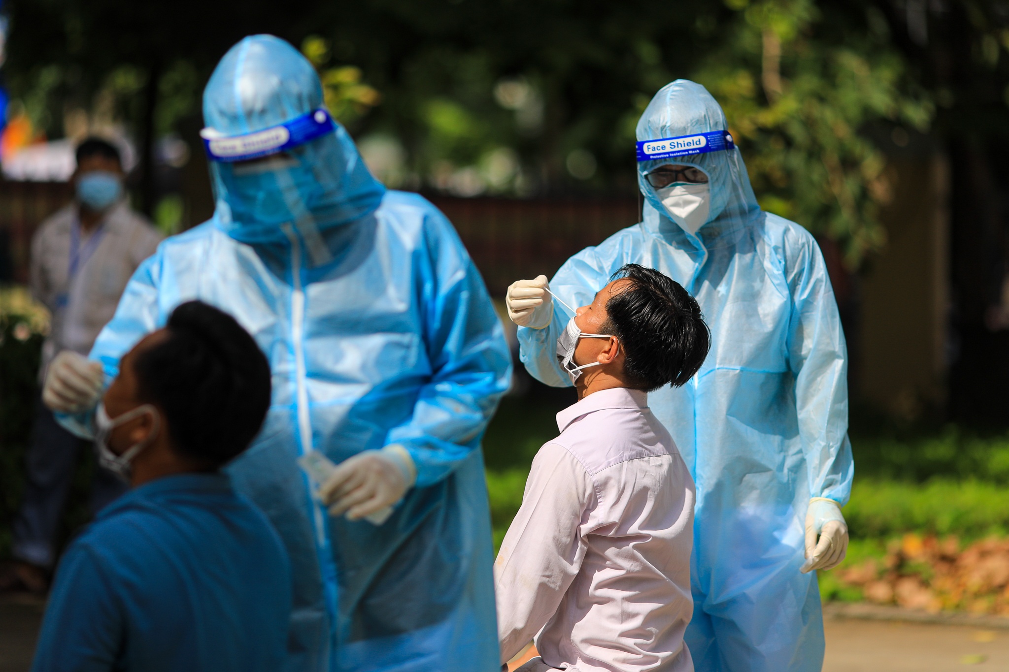 tiem chung,  xet nghiem anh 1