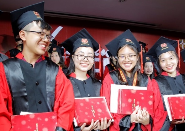 Thanh tich an tuong cua hoc sinh VAS trong nam hoc 2020-2021 hinh anh