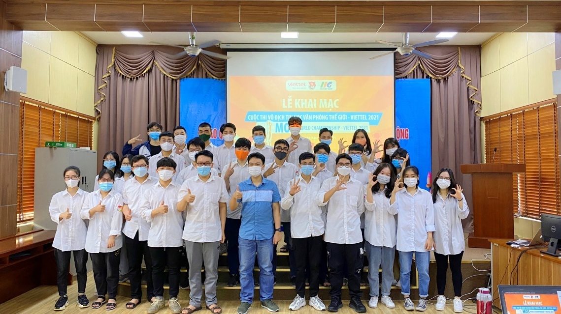 Suc hut cua vong loai quoc gia cuoc thi MOSWC - Viettel 2021 hinh anh