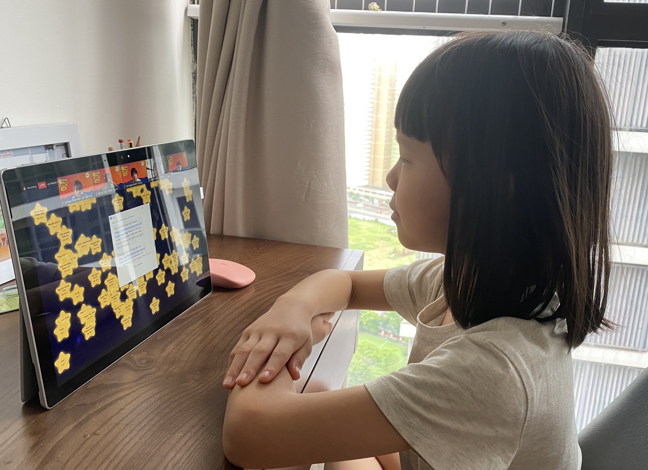 Le khai giang truc tuyen soi dong cua iSmart hinh anh