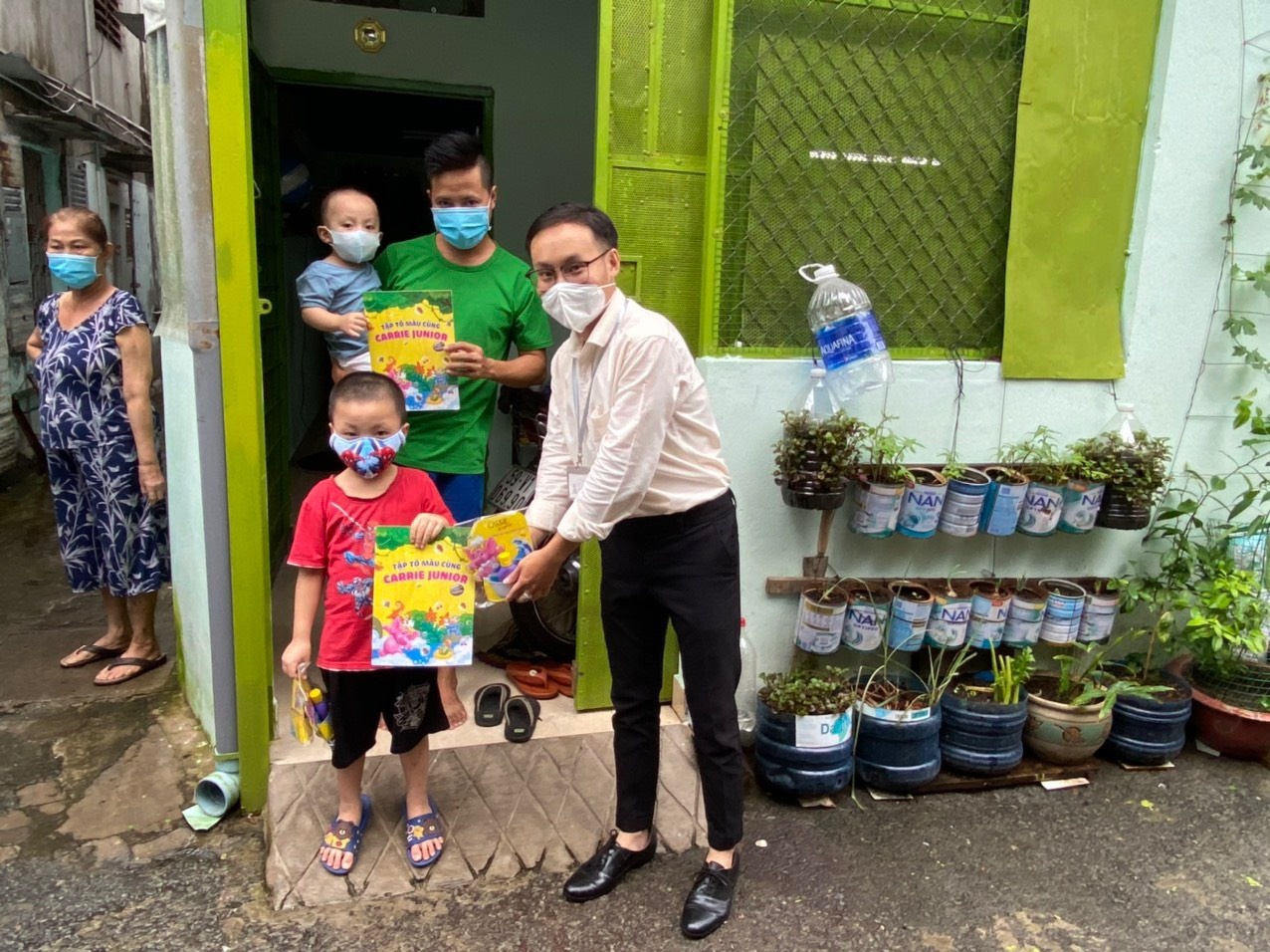 Carrie Junior,  san pham tam goi anh 1