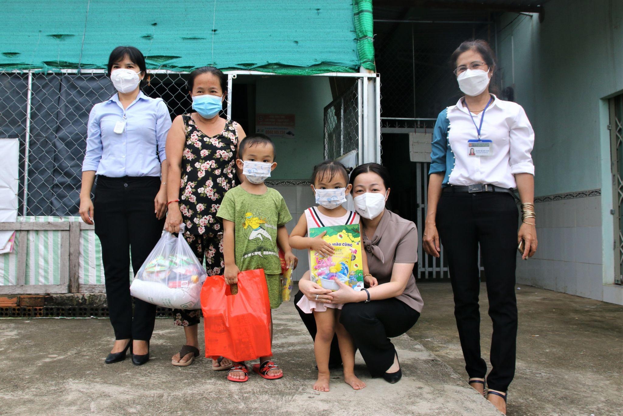 Carrie Junior,  san pham tam goi anh 3