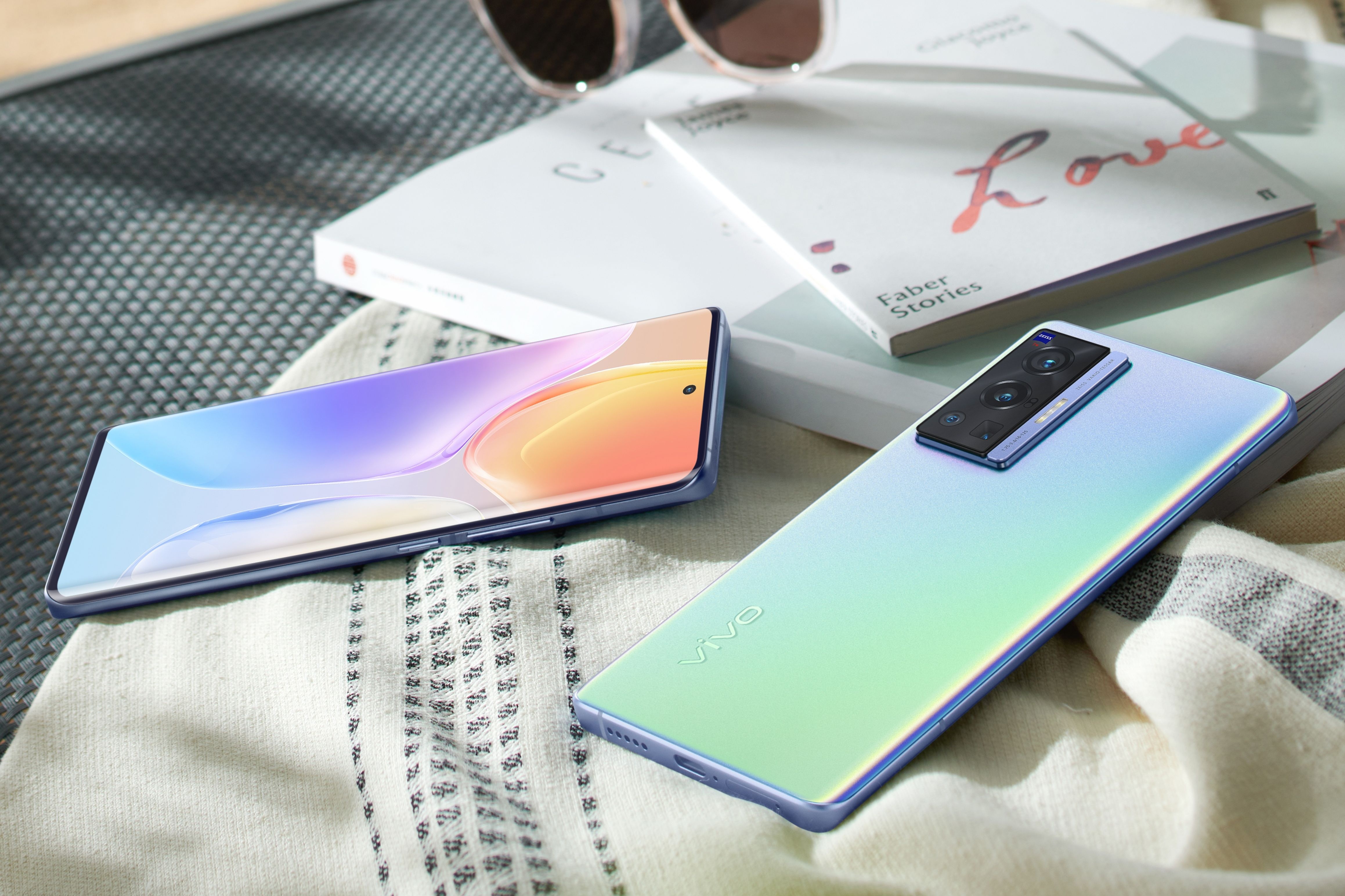 Vivo va ZEISS muon tao ra camera di dong tot nhat hinh anh