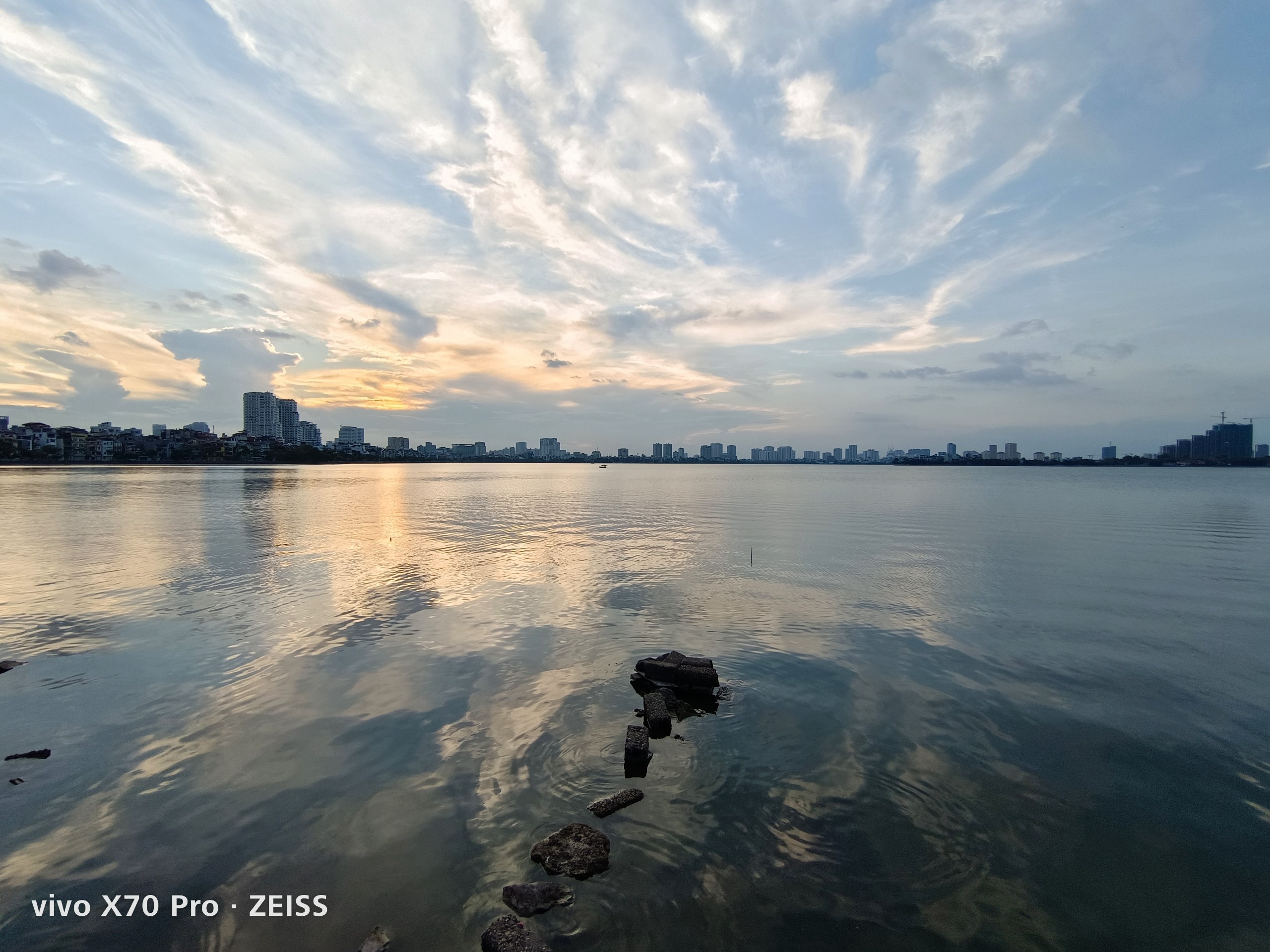 Vivo X70 Pro ảnh 7 Vivo X70 Pro anh 7