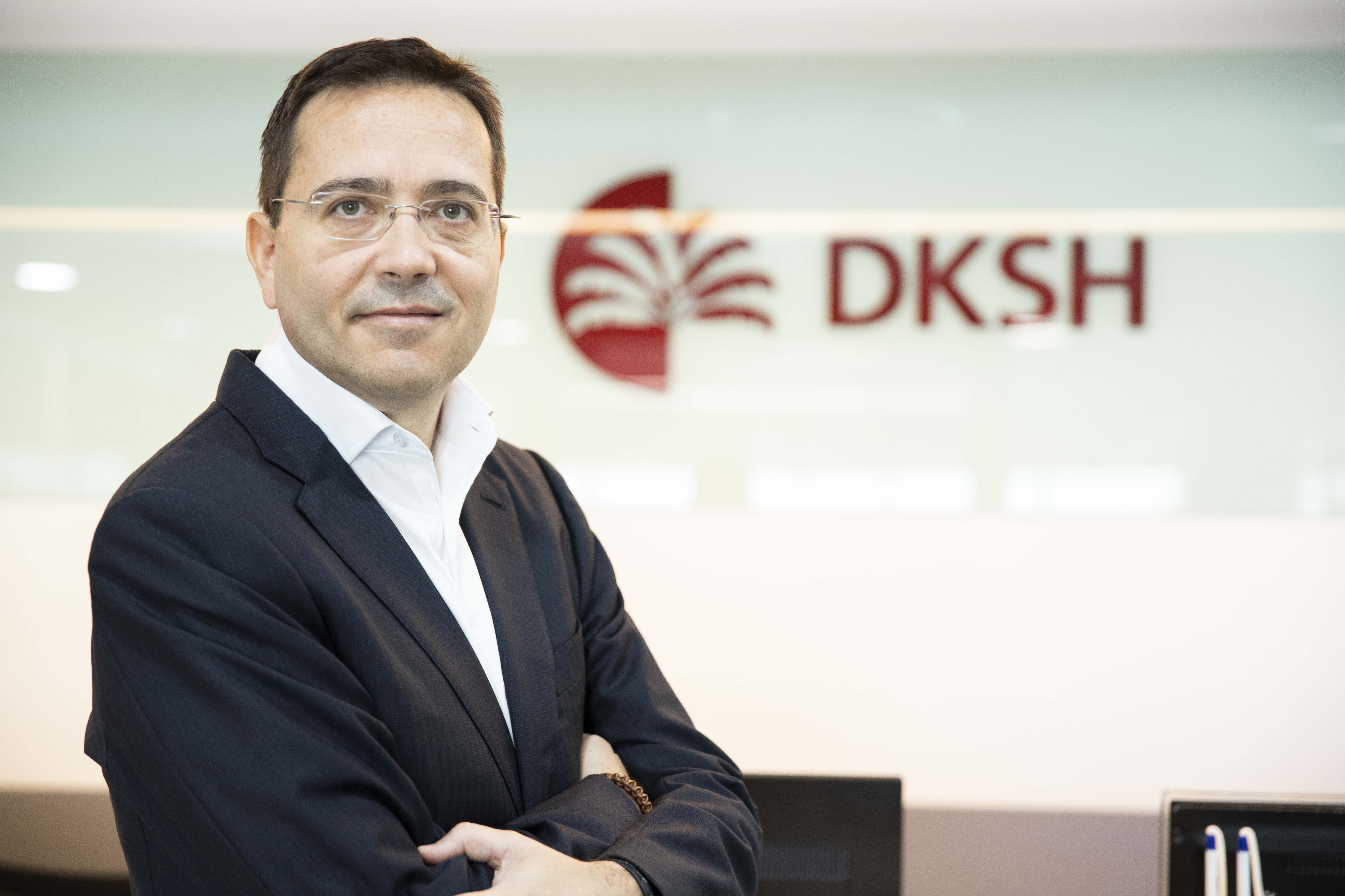 3 khia canh giup nha cung cap dich vu Thuy Si thanh cong tai Viet Nam hinh anh