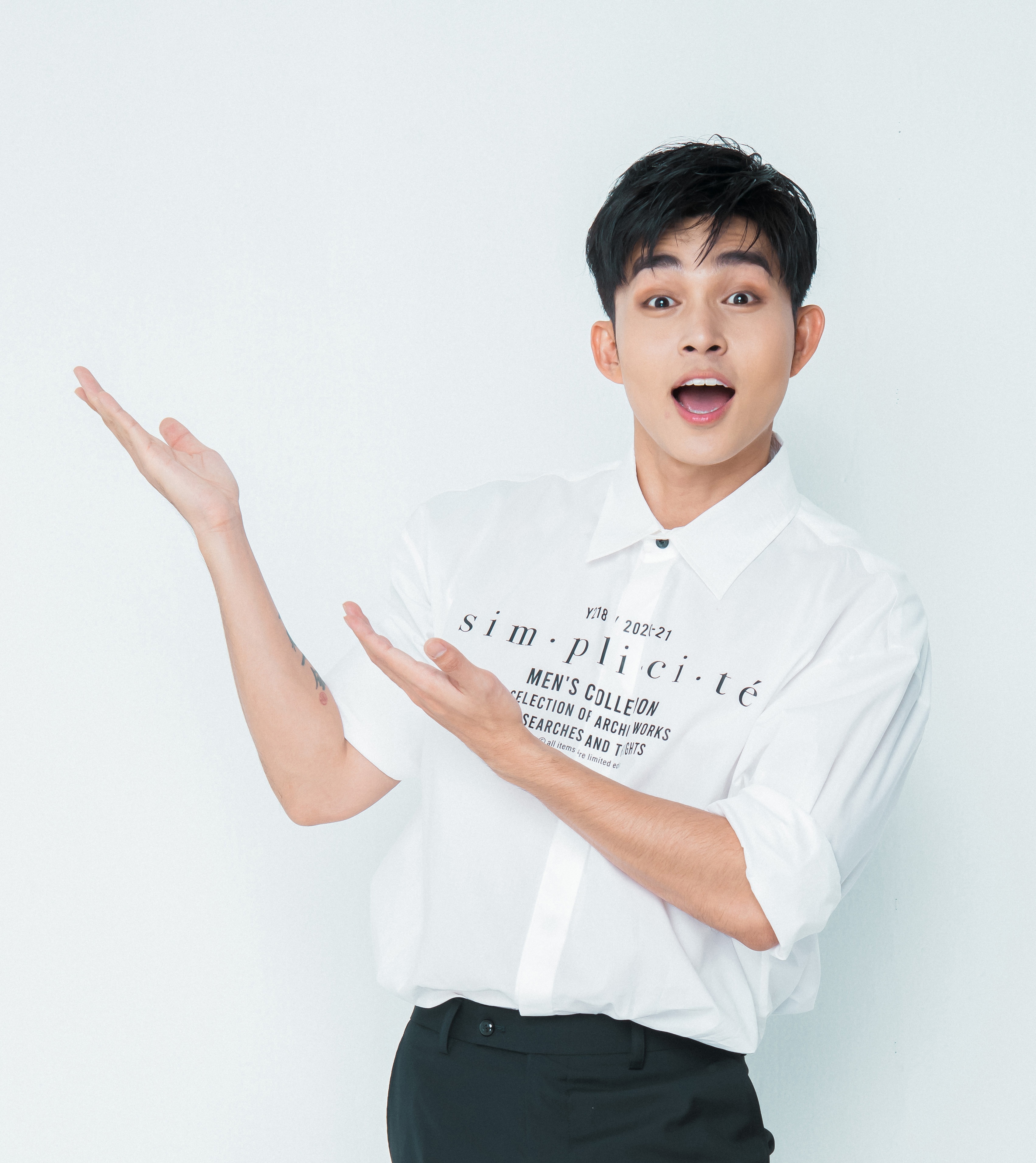 Jun Pham livestream bat mi cach chi tieu thoi dich hinh anh