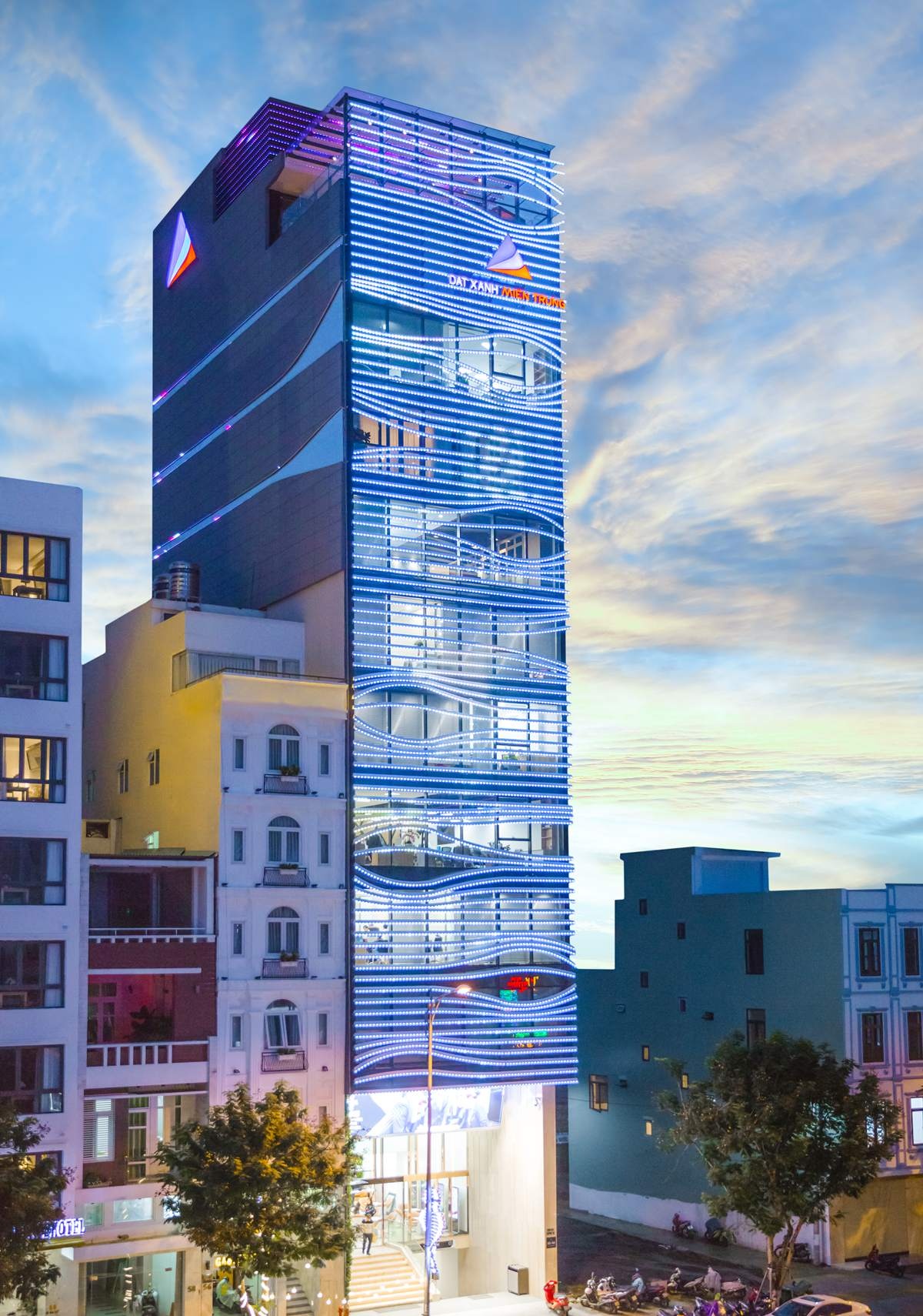 Dat Xanh Mien Trung anh 2