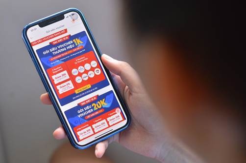 Nhieu uu dai cho nguoi dung Shopee dip '10.10 Sieu sale chinh hang' hinh anh