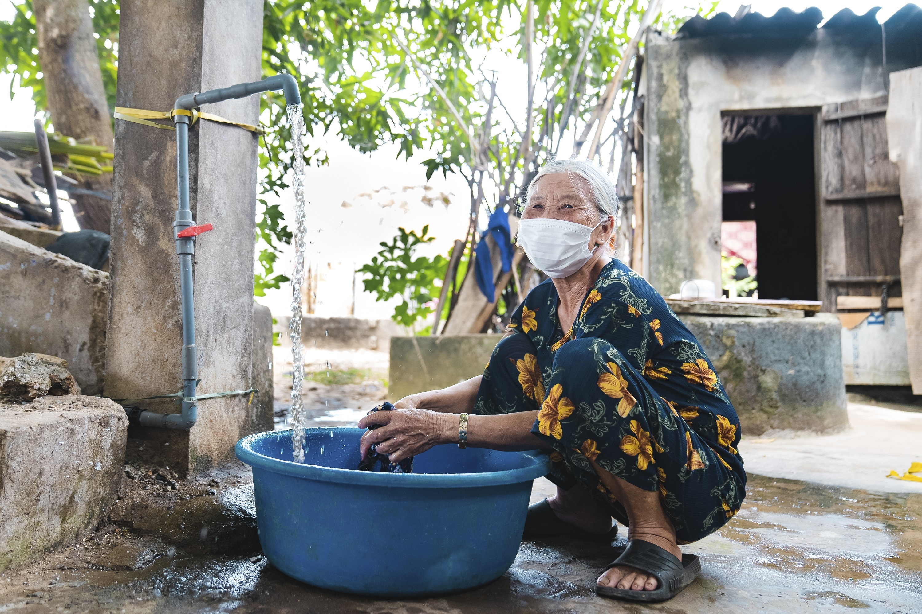 mien Trung,  chuong trinh CSR anh 9