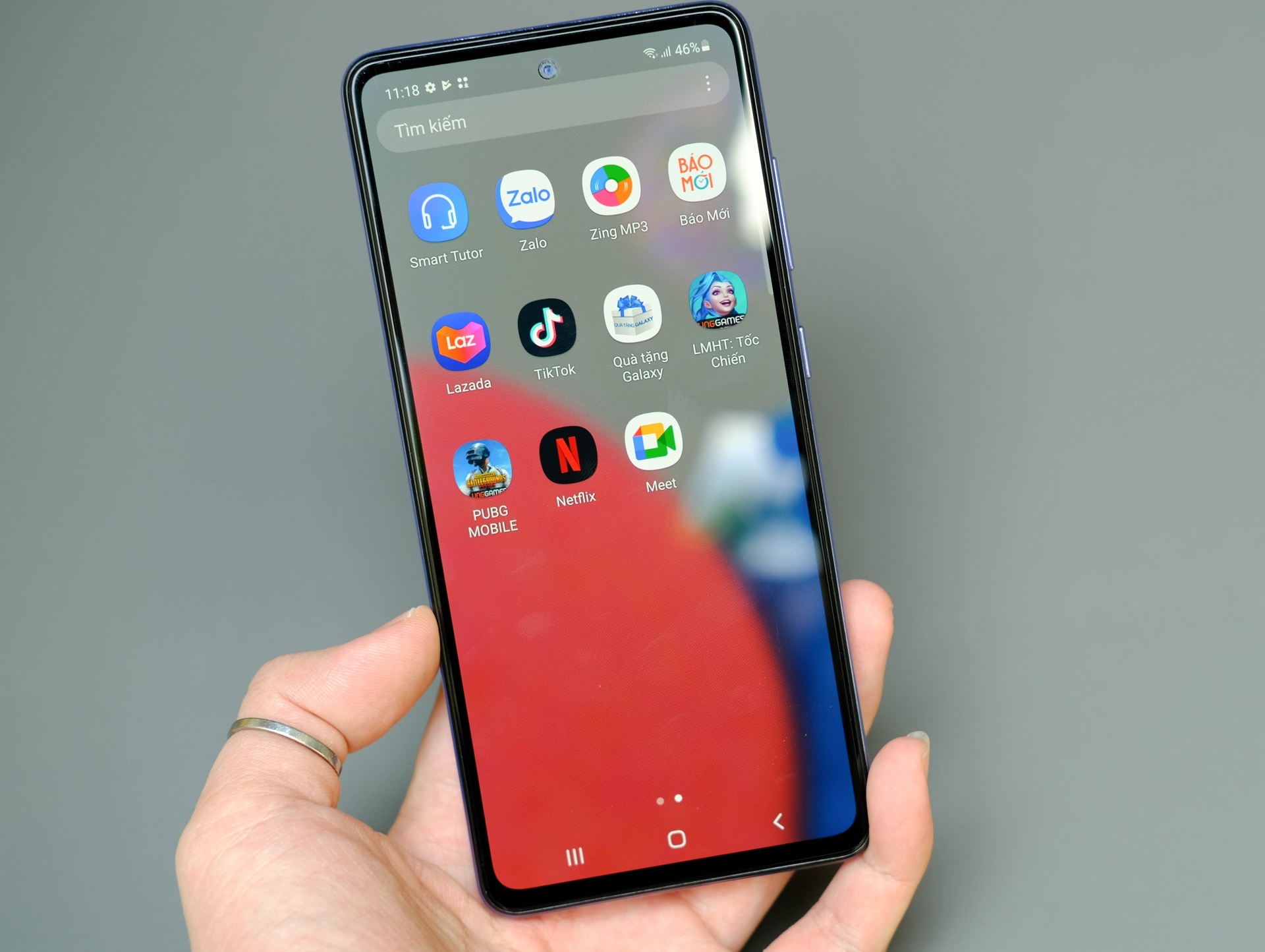 dien thoai tam trung,  dien thoai gia 10 trieu anh 4