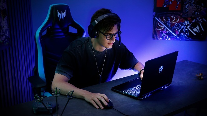 Acer,  Predator Helios 300 anh 3