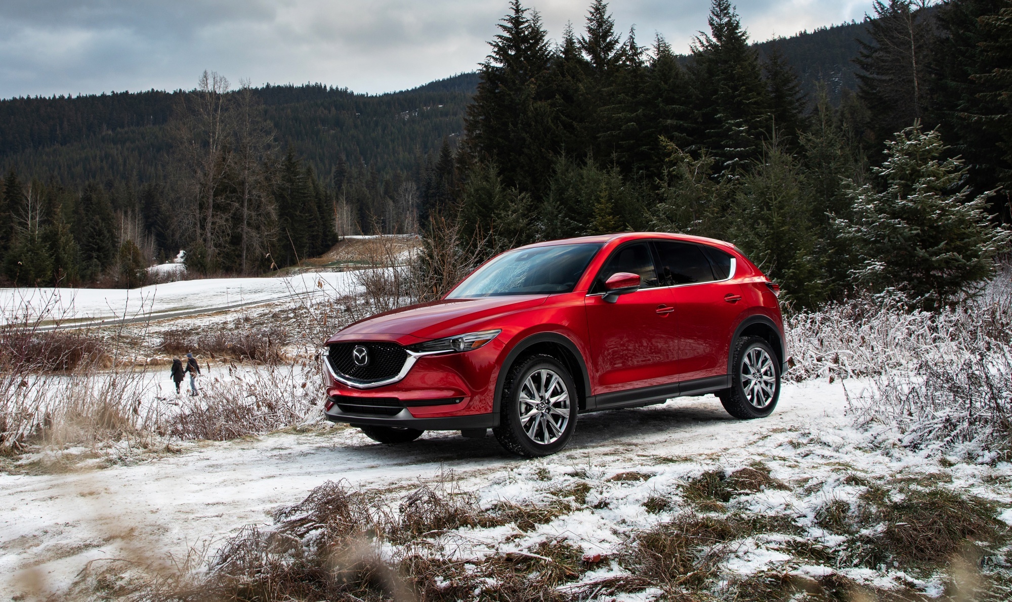 Ly do Mazda CX-5 duoc nhieu gia dinh tre yeu thich hinh anh