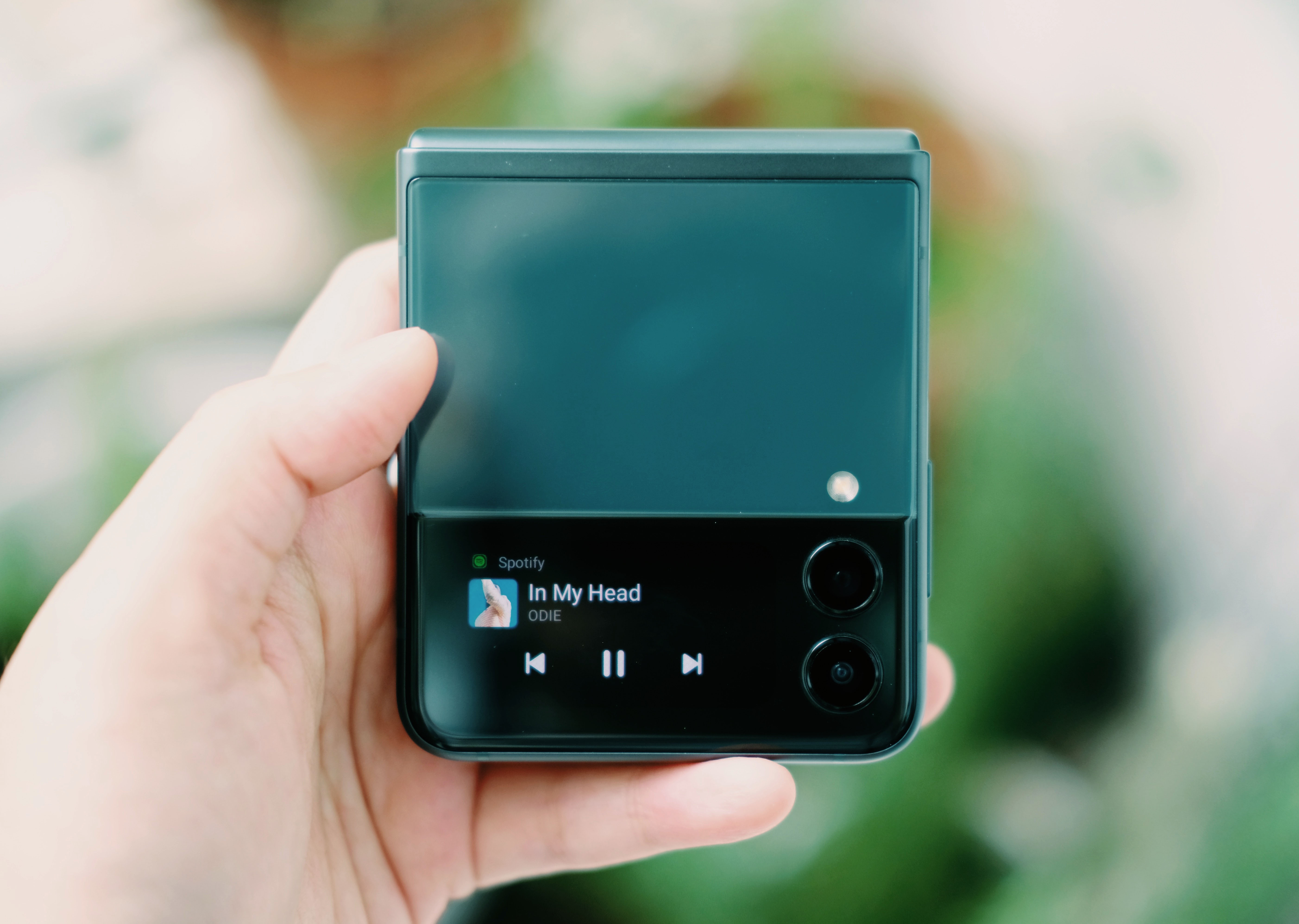 phu kien Z Flip3,  case Z Flip3 anh 4