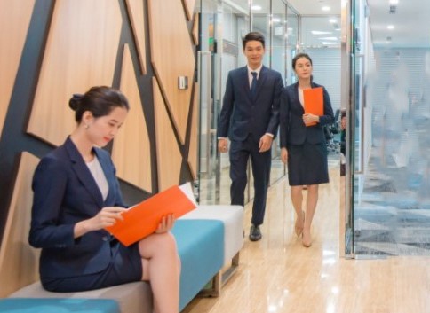 Dat Xanh Mien Trung nhan giai 'Noi lam viec tot nhat chau A 2021' hinh anh