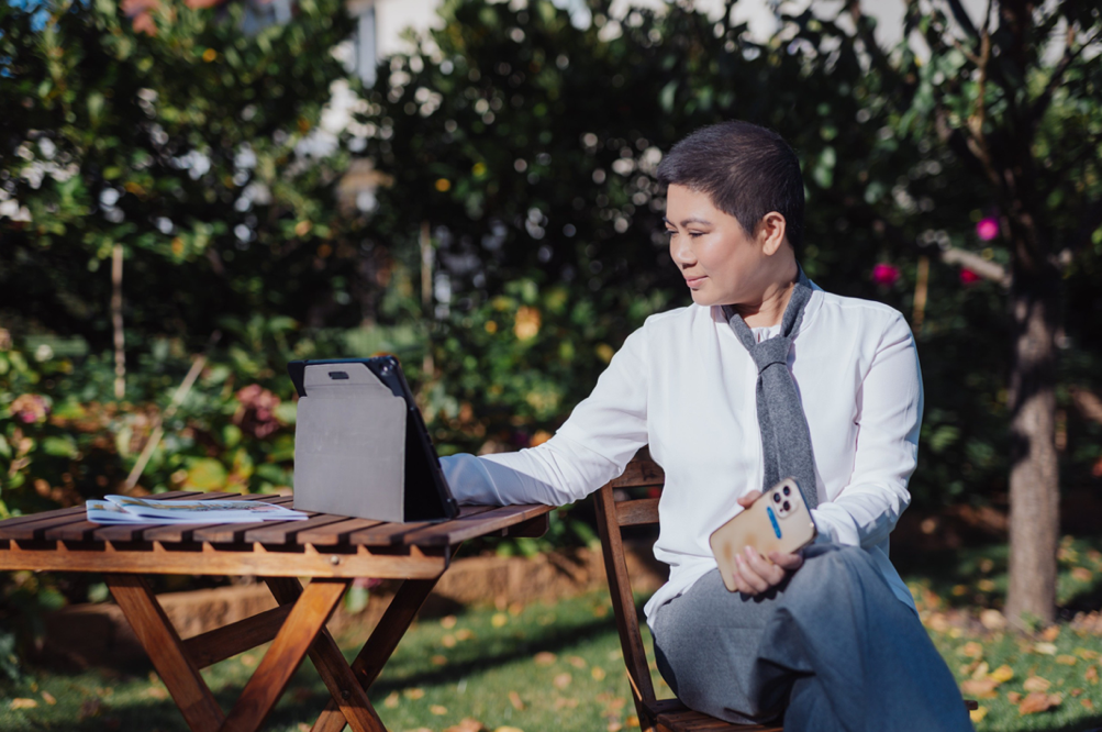 Shark Lien,  kinh doanh anh 2